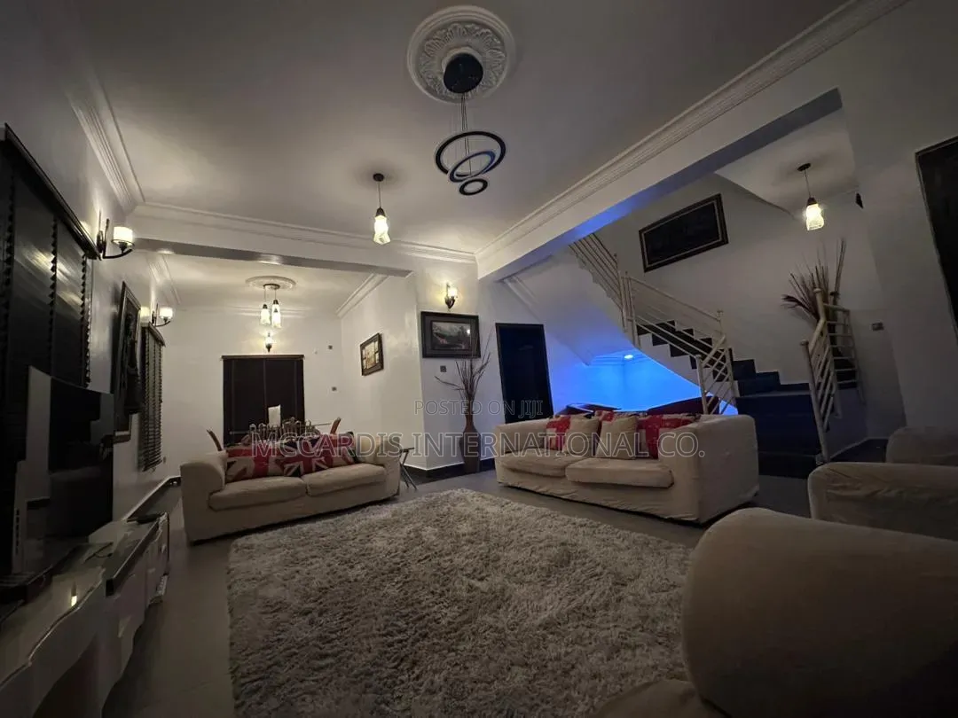 3bdrm Duplex in Lekki Gardens Phase for sale in Lekki Gardens Estate