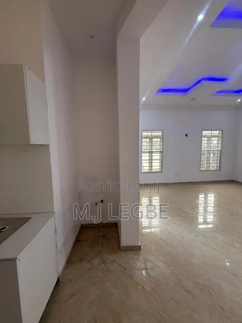 Studio Apartment in Lekki County, Ikota for rent in Ikota