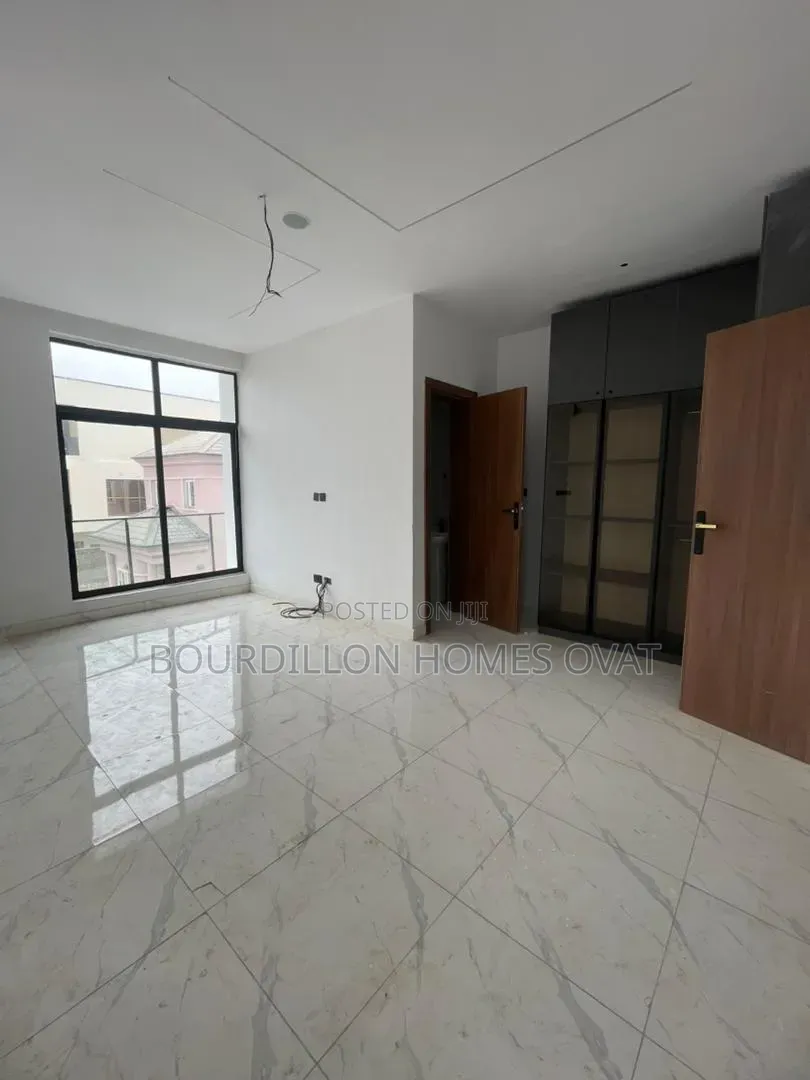 4bdrm Duplex in Abraham Adesanya for sale in Abraham Adesanya Estate