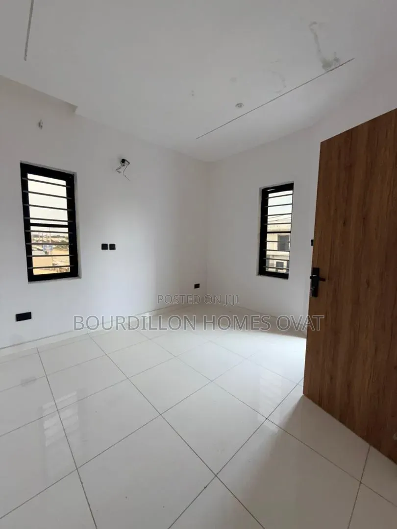 2bdrm Apartment in Abraham Adesanya for sale in Abraham Adesanya Estate
