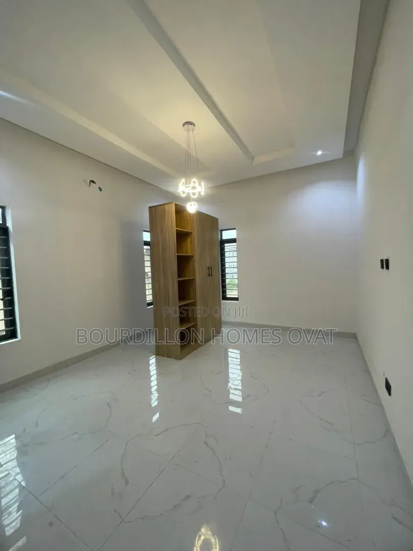 2bdrm Apartment in Abraham Adesanya for sale in Abraham Adesanya Estate