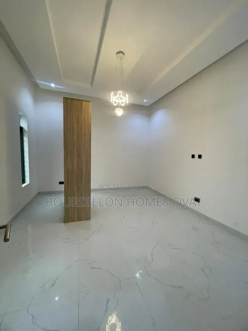 2bdrm Apartment in Abraham Adesanya for sale in Abraham Adesanya Estate