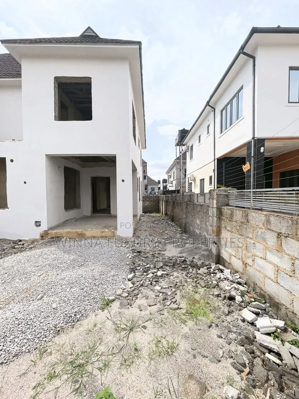 3bdrm Duplex in F01, Kubwa for sale in Kubwa