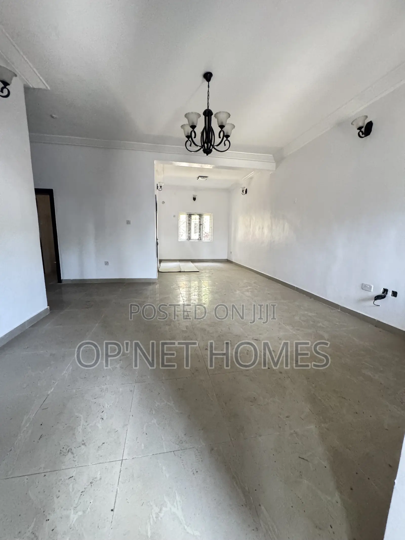 4bdrm Duplex in Lekki for sale in Lekki