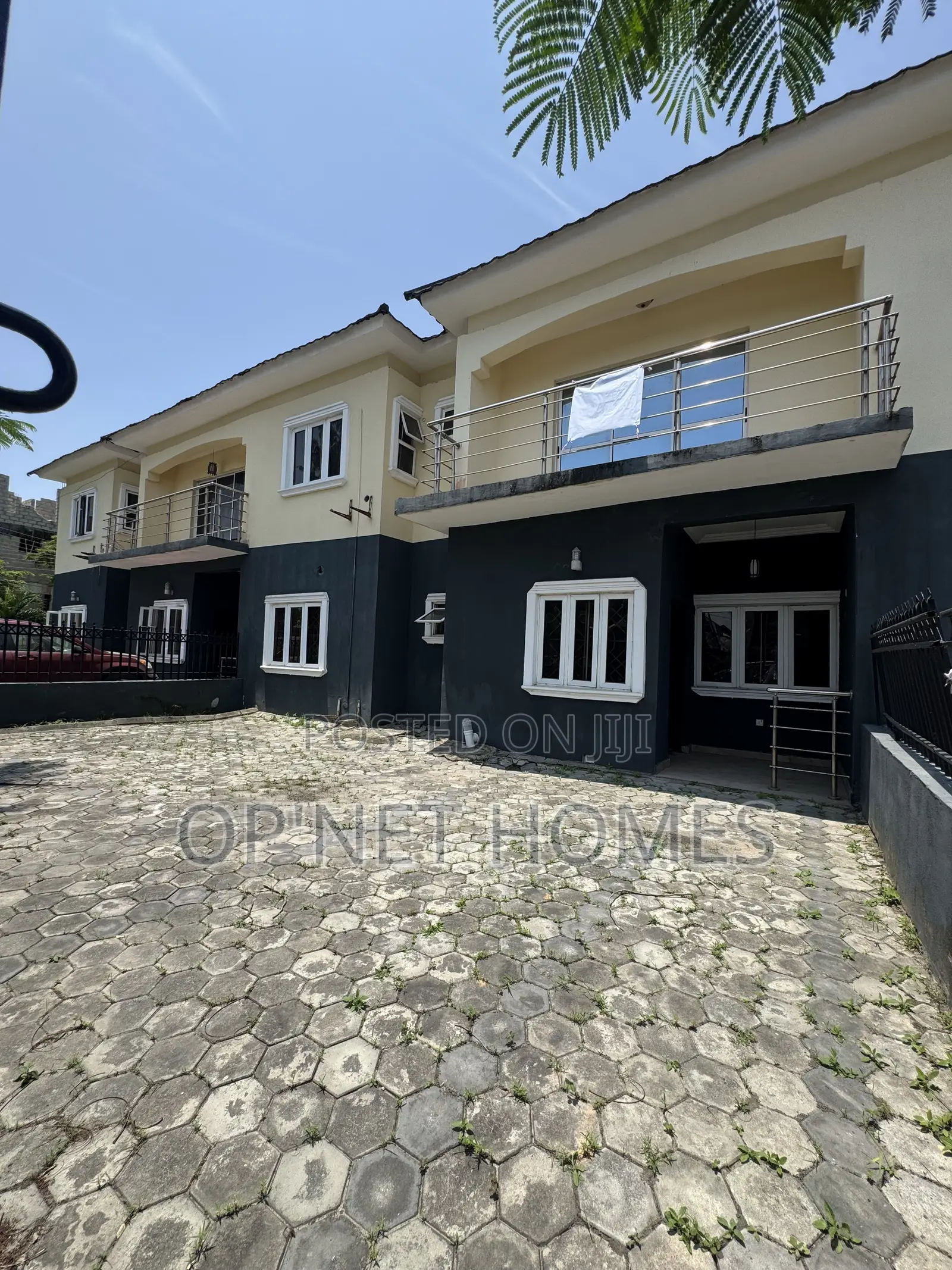 4bdrm Duplex in Lekki for sale in Lekki