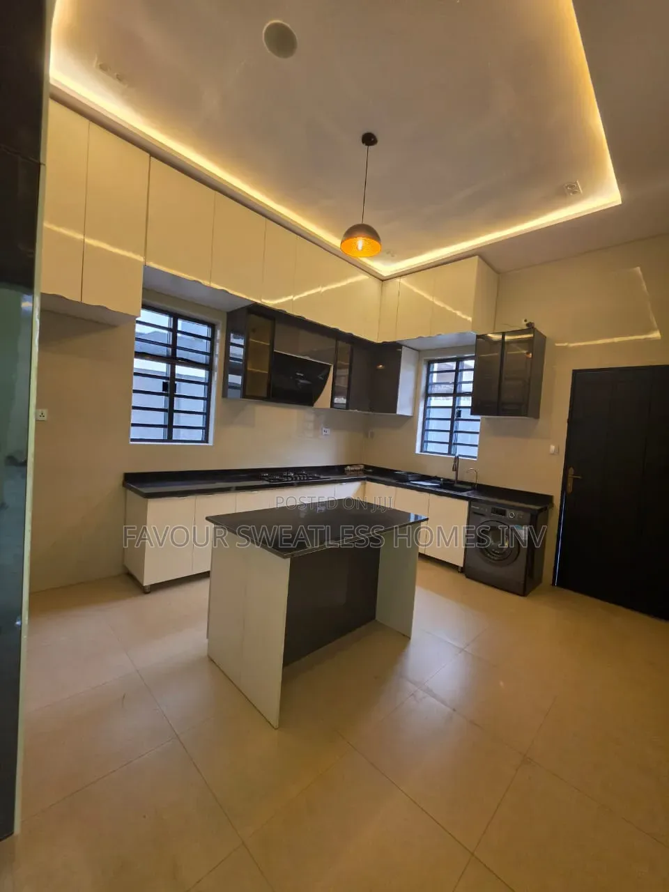 5bdrm Duplex in Omole Phase 2 for rent in Omole Phase 2