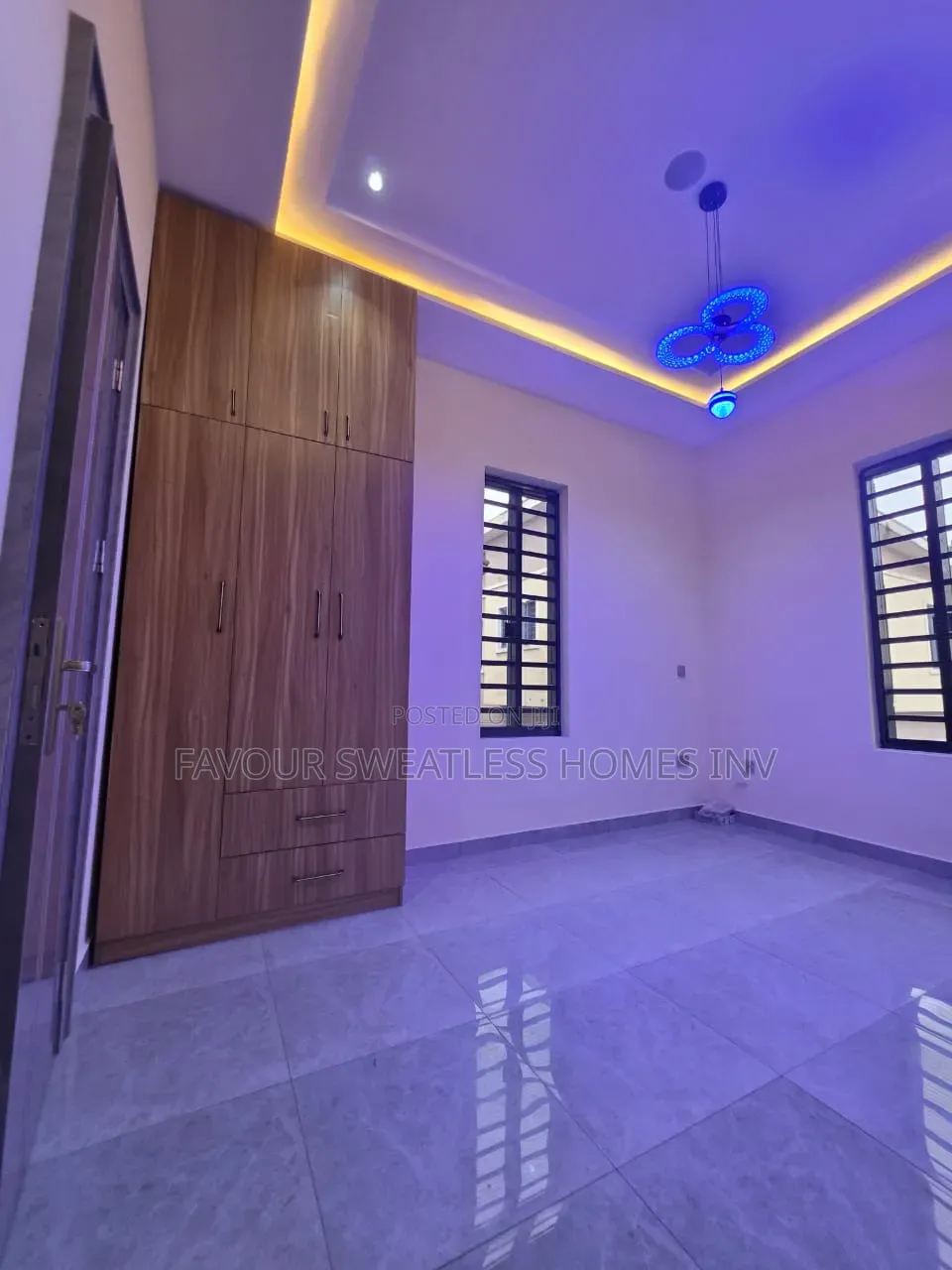 5bdrm Duplex in Omole Phase 2 for rent in Omole Phase 2