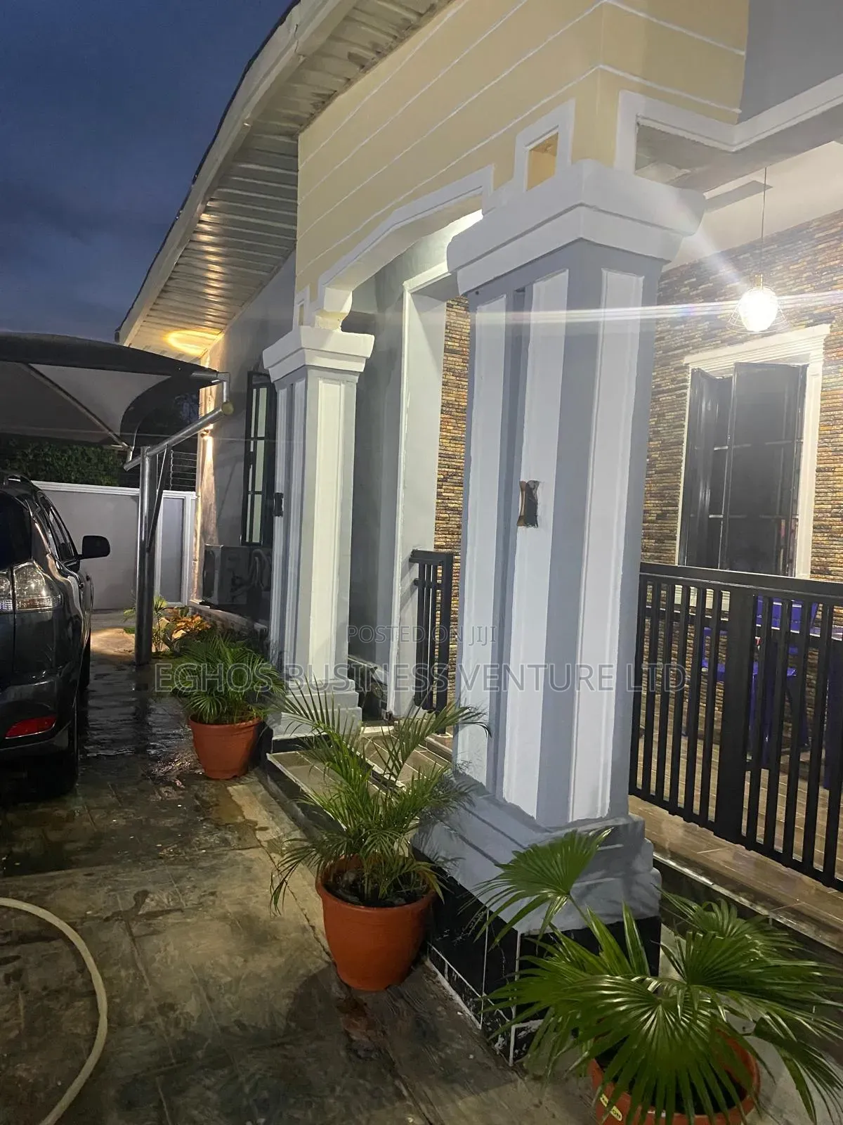 5bdrm Bungalow in Ofunwegbe/Egbire for sale in Benin City