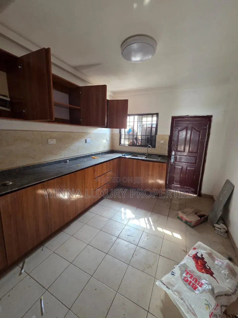 4bdrm Townhouse / Terrace in Brains And Hammer, Life Camp for rent in Life Camp