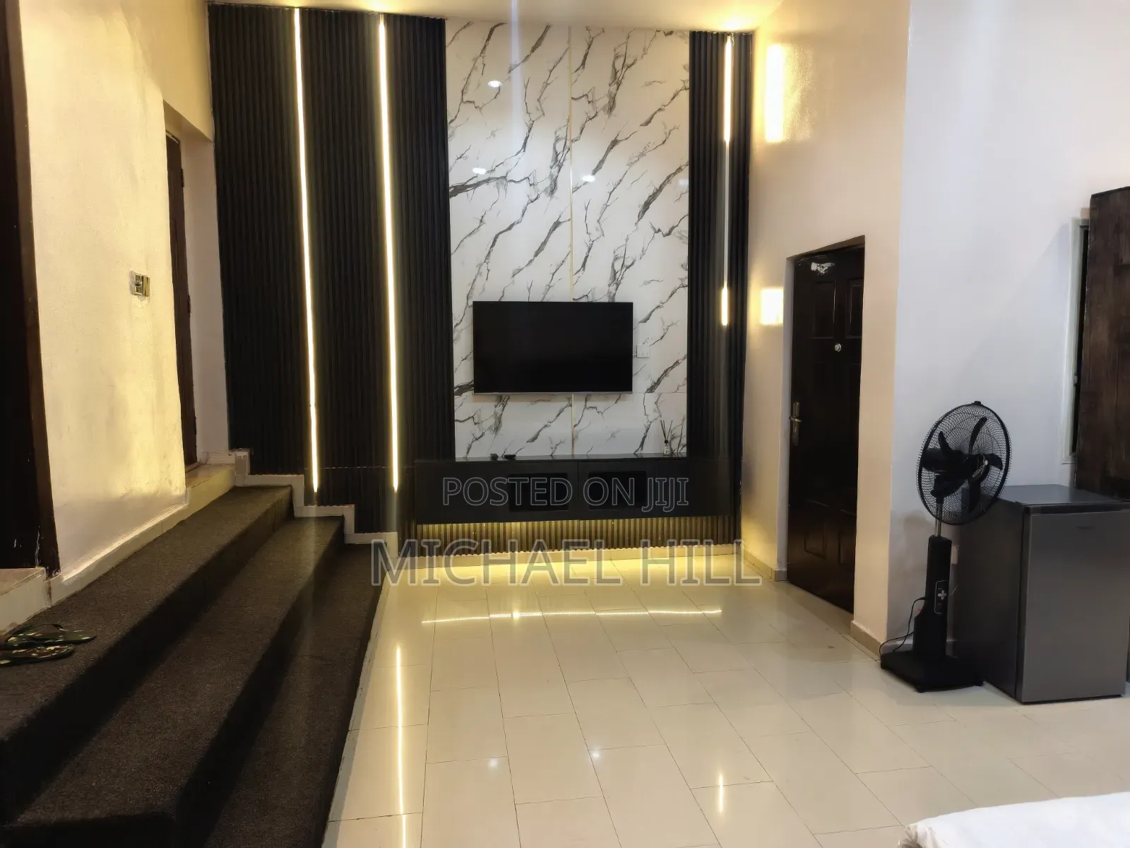 Hillmabliz Apartment in Zone 6 / Wuse