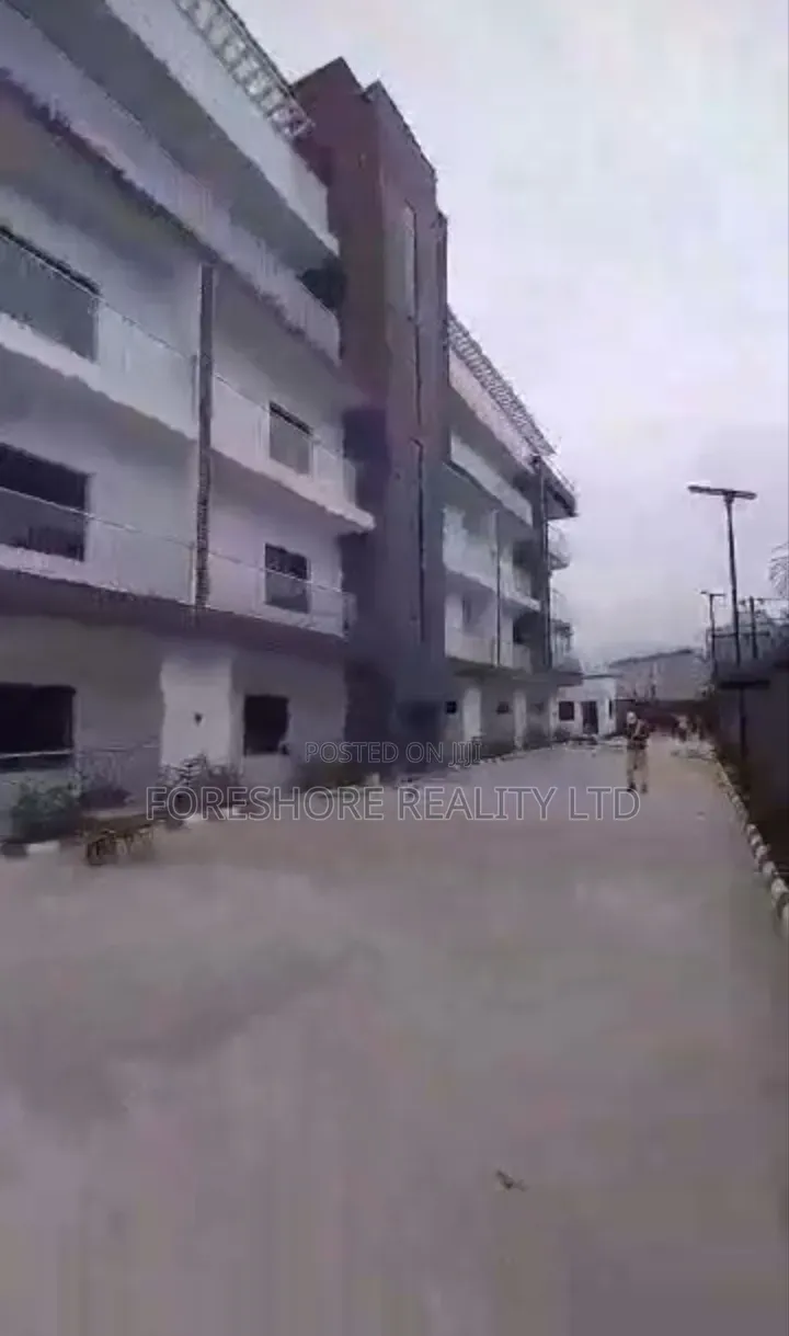4bdrm Duplex in Osborne for rent in Osborne Foreshore Estate