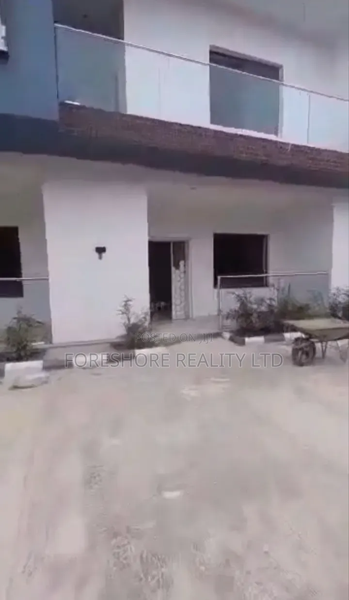 4bdrm Duplex in Osborne for rent in Osborne Foreshore Estate