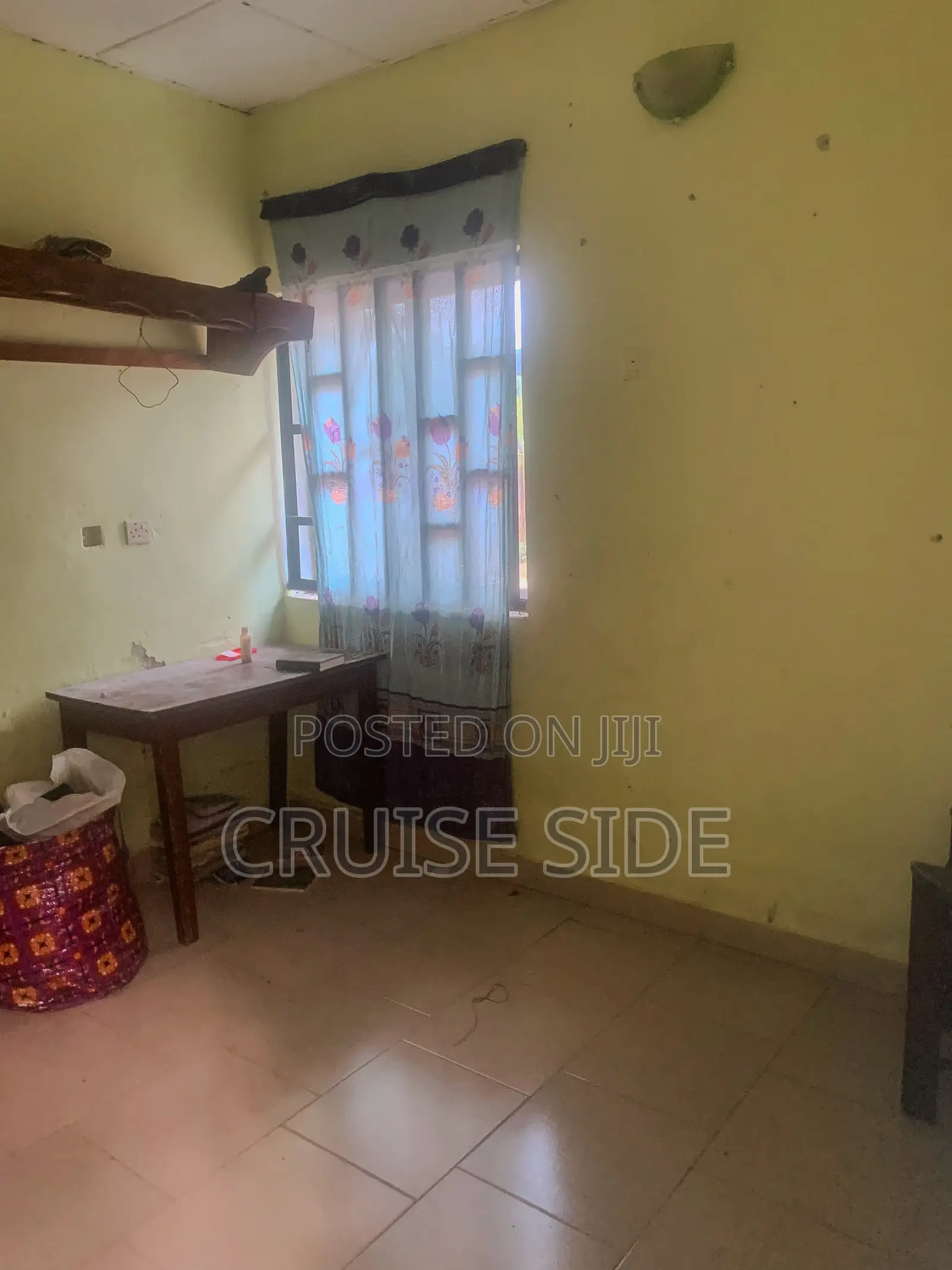 10bdrm Block of Flats in Abak for sale in Abak