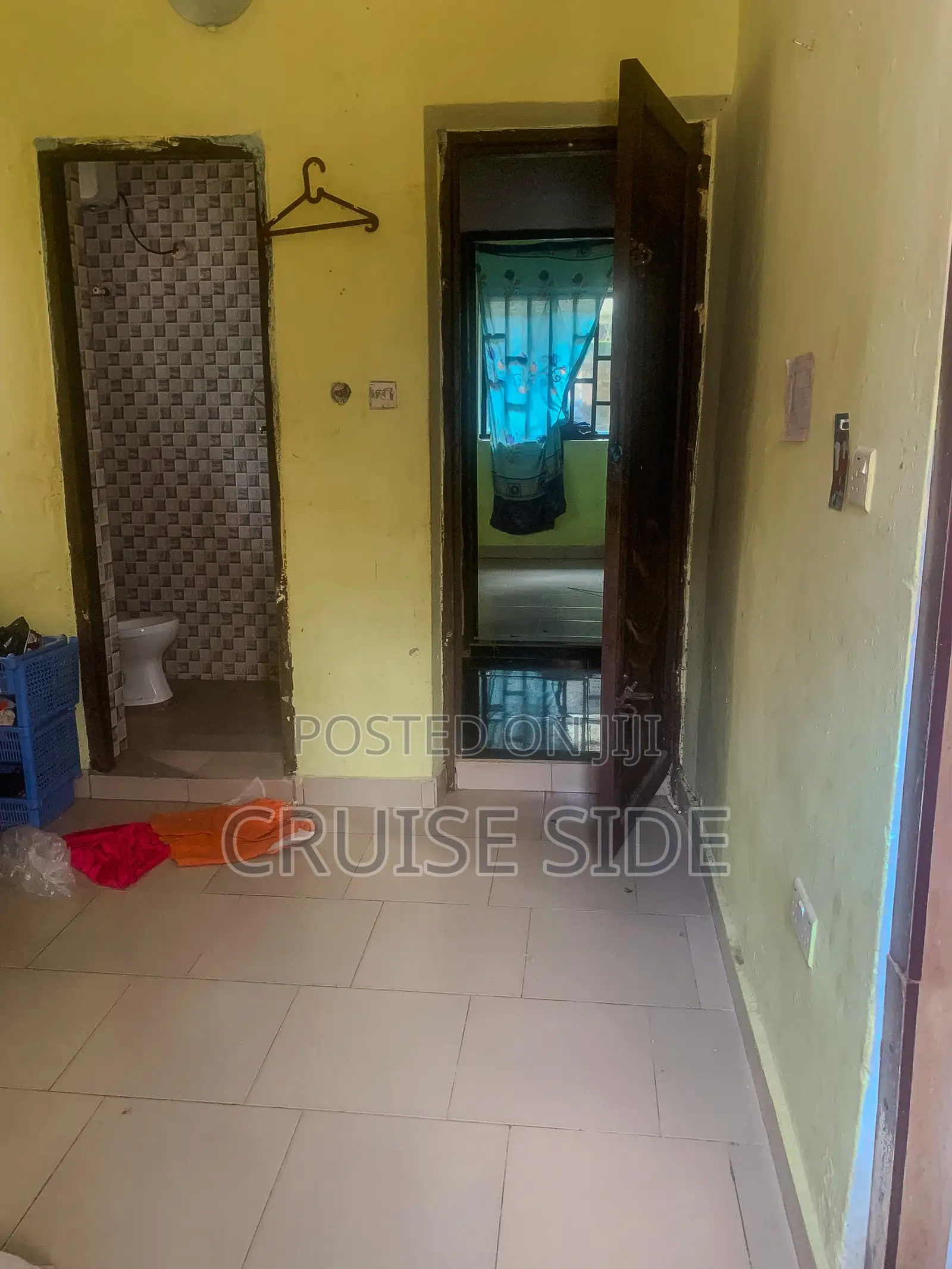 10bdrm Block of Flats in Abak for sale in Abak