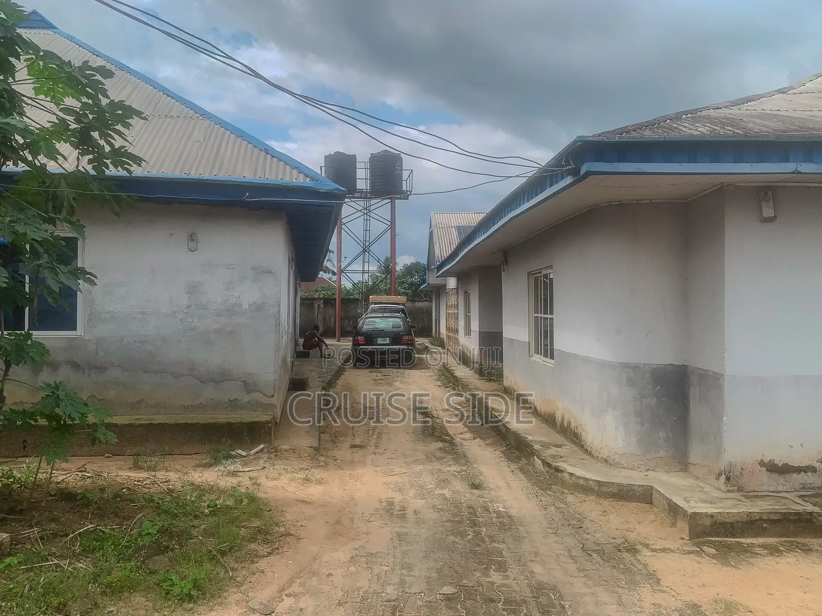 10bdrm Block of Flats in Abak for sale in Abak