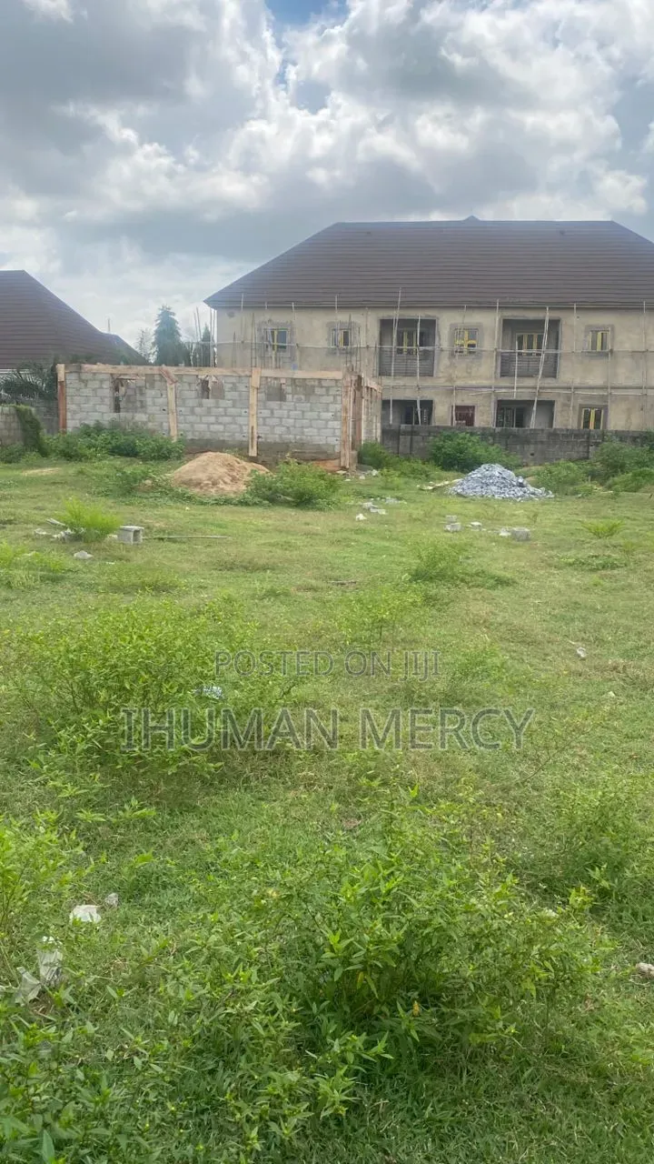 Lands for Sale in Kiami