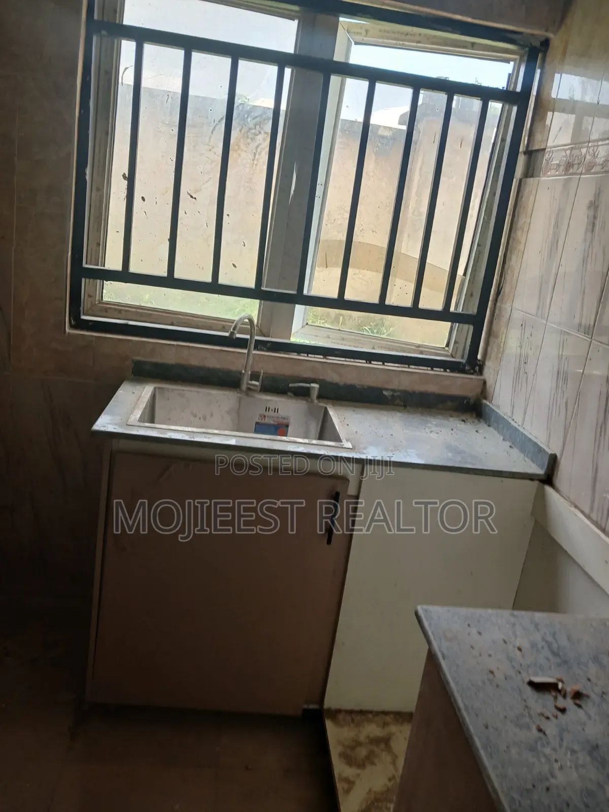 2bdrm Bungalow in Fha Lugbe Abuja for sale in Lugbe District