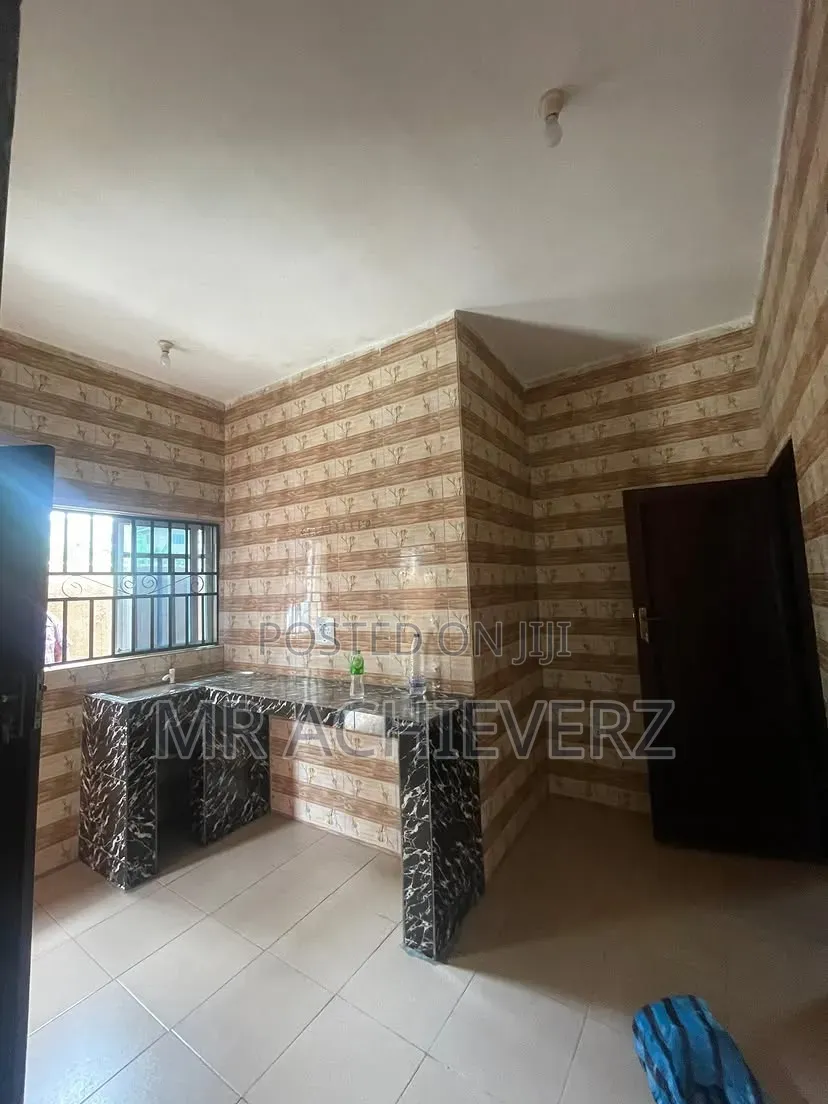 2bdrm Block of Flats in Rumuokrushi, Obio-Akpor for sale in Obio-Akpor