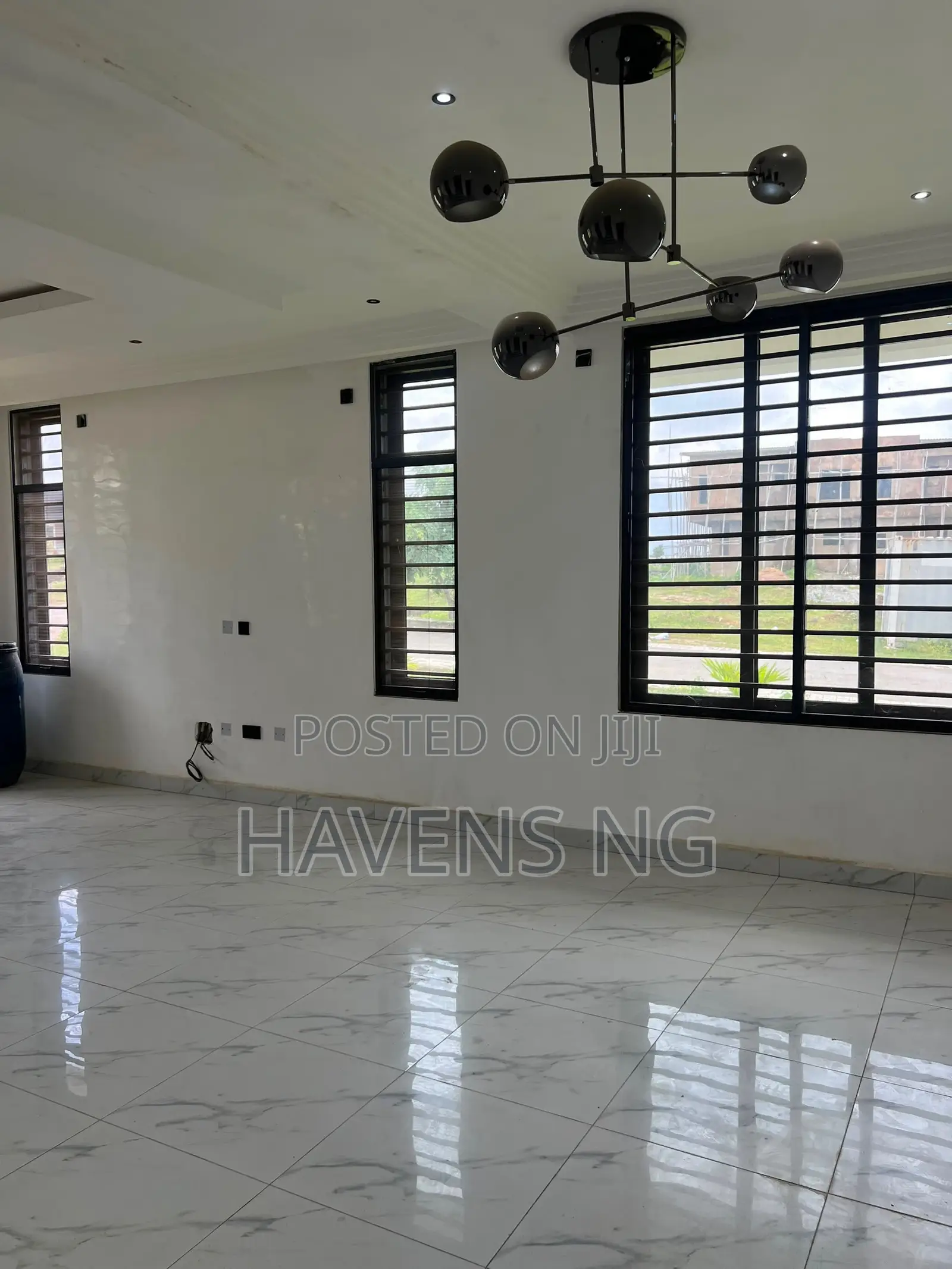 3bdrm Duplex in Idu Industrial for sale in Idu Industrial