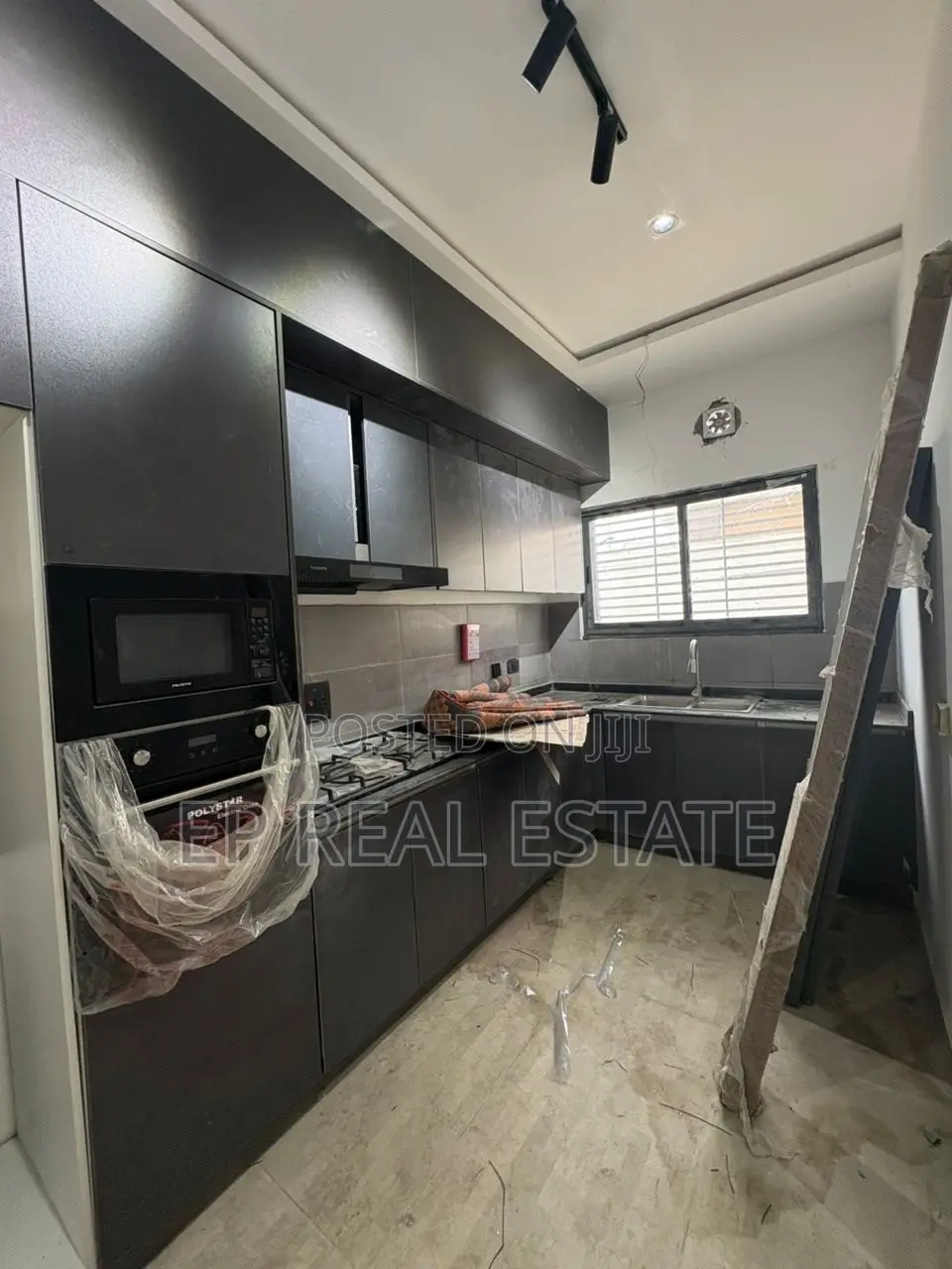 6bdrm Apartment in Gwarinpa for rent in Gwarinpa
