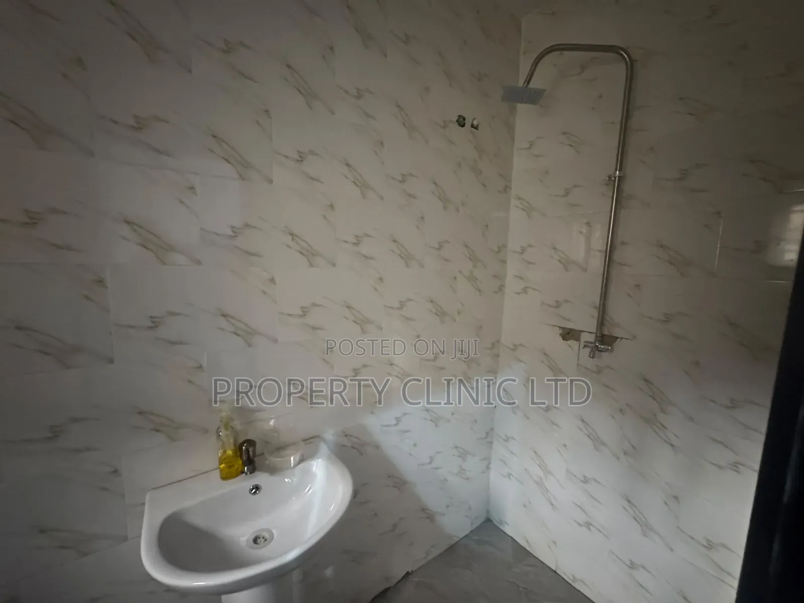 4bdrm Duplex in Omole Phase 1 for sale in Omole Phase 1