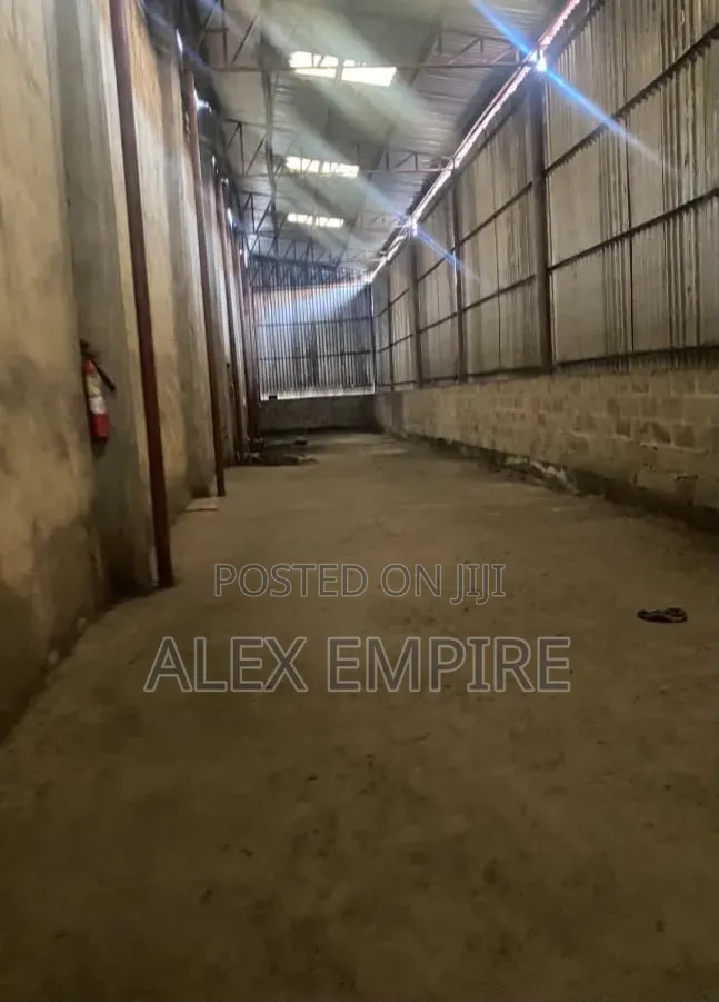 Warehouse for Lease in Oshodi Expressway