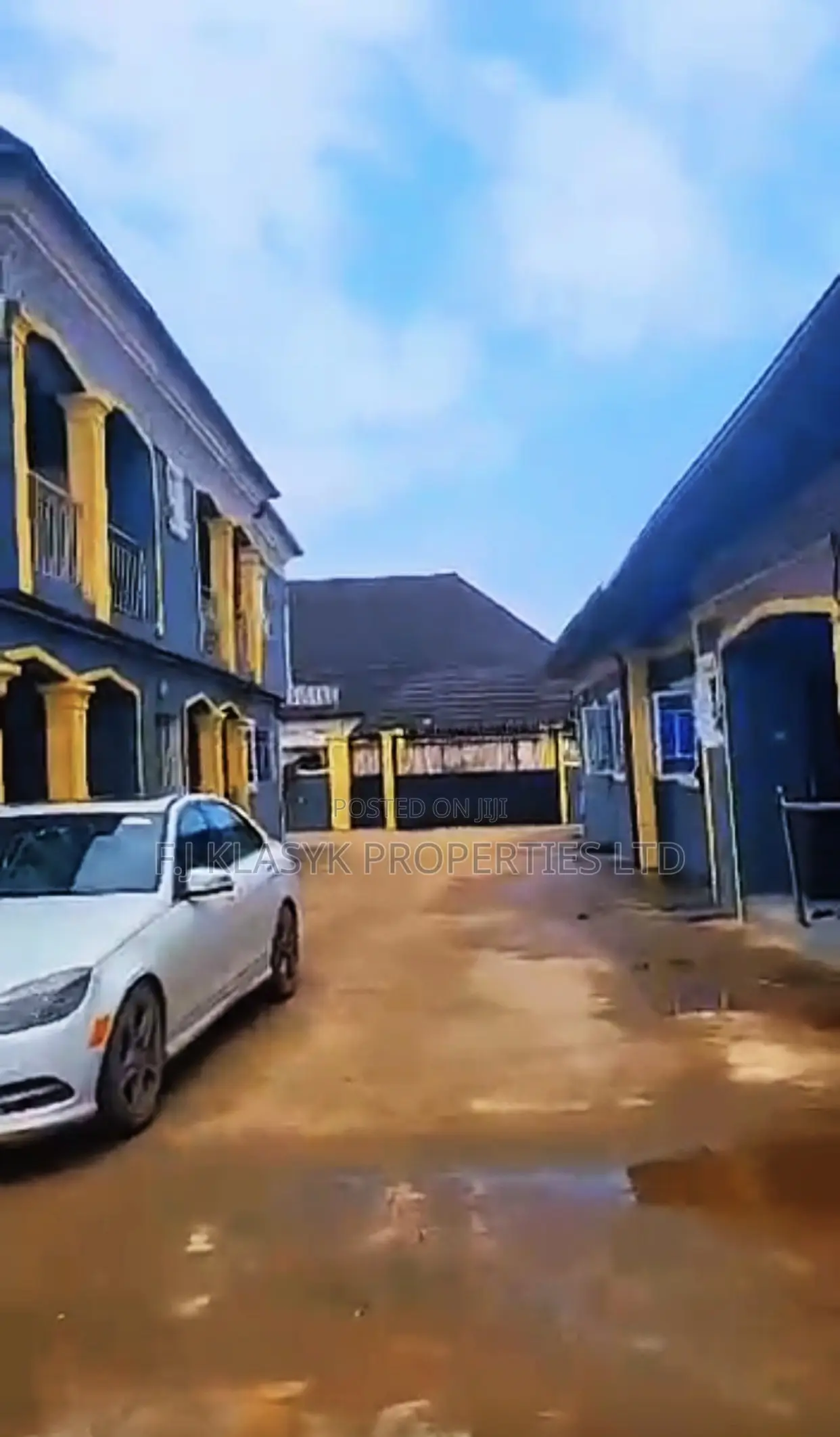 18bdrm Block of Flats in Benin City for sale in Benin City