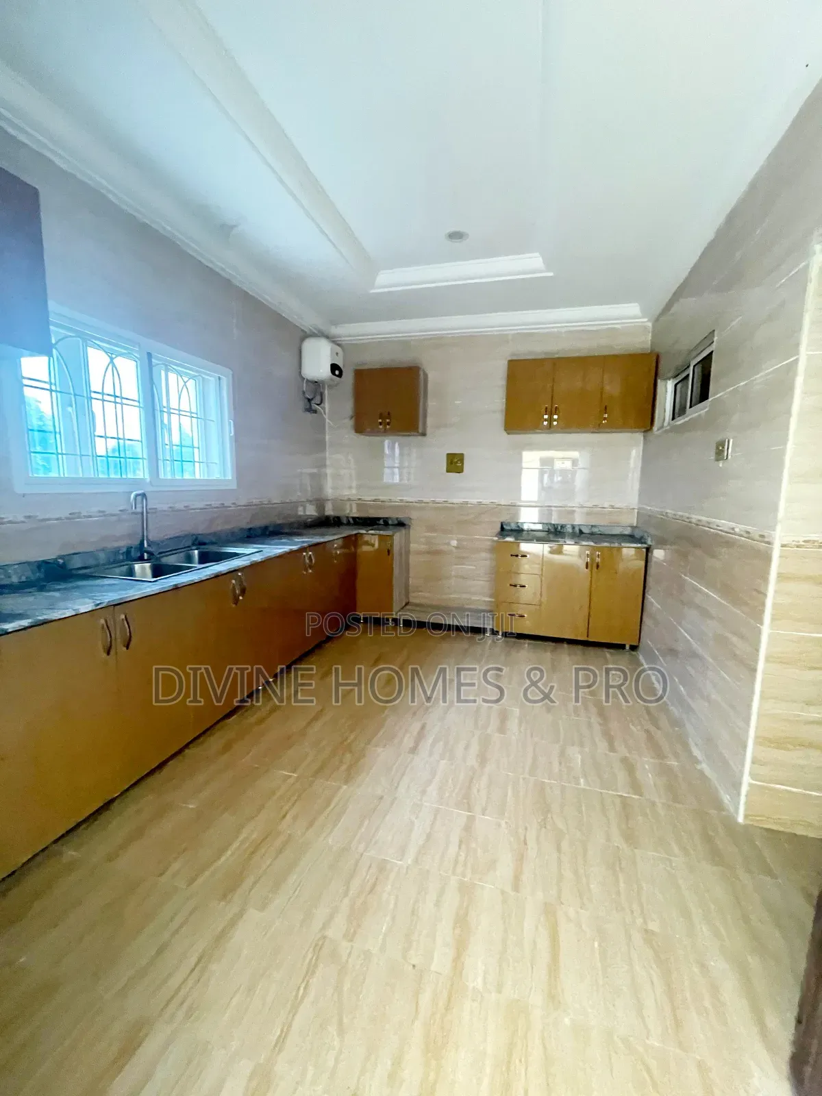 4bdrm Duplex in Berger Clinic, Life Camp for rent in Life Camp