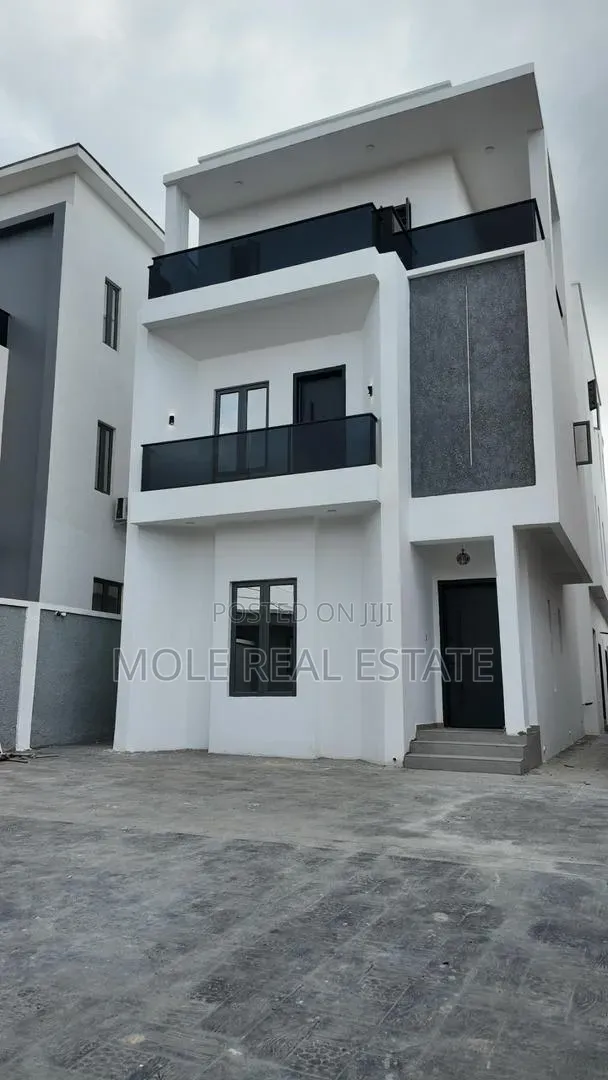 Furnished 5bdrm Duplex in Magodo Gra 2 for sale in GRA Phase 2 Shangisha