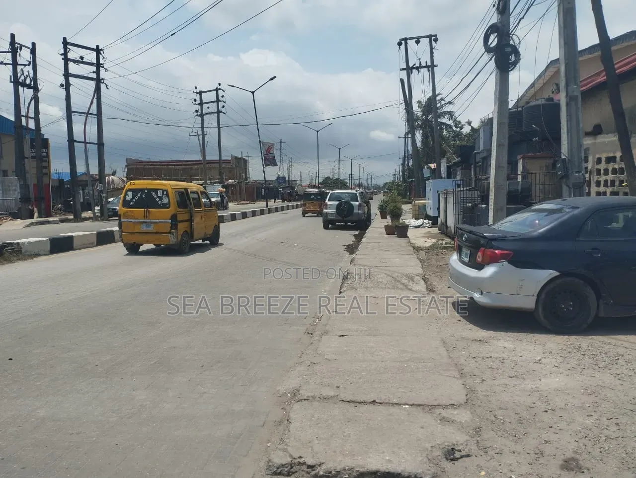 Very Strategic Plot of Land at Babs Animashaun Road, Surulere, Lagos. in Bode Thomas