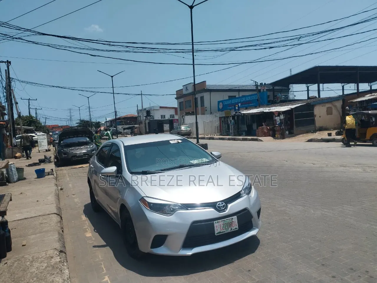 Very Strategic Plot of Land at Babs Animashaun Road, Surulere, Lagos. in Bode Thomas