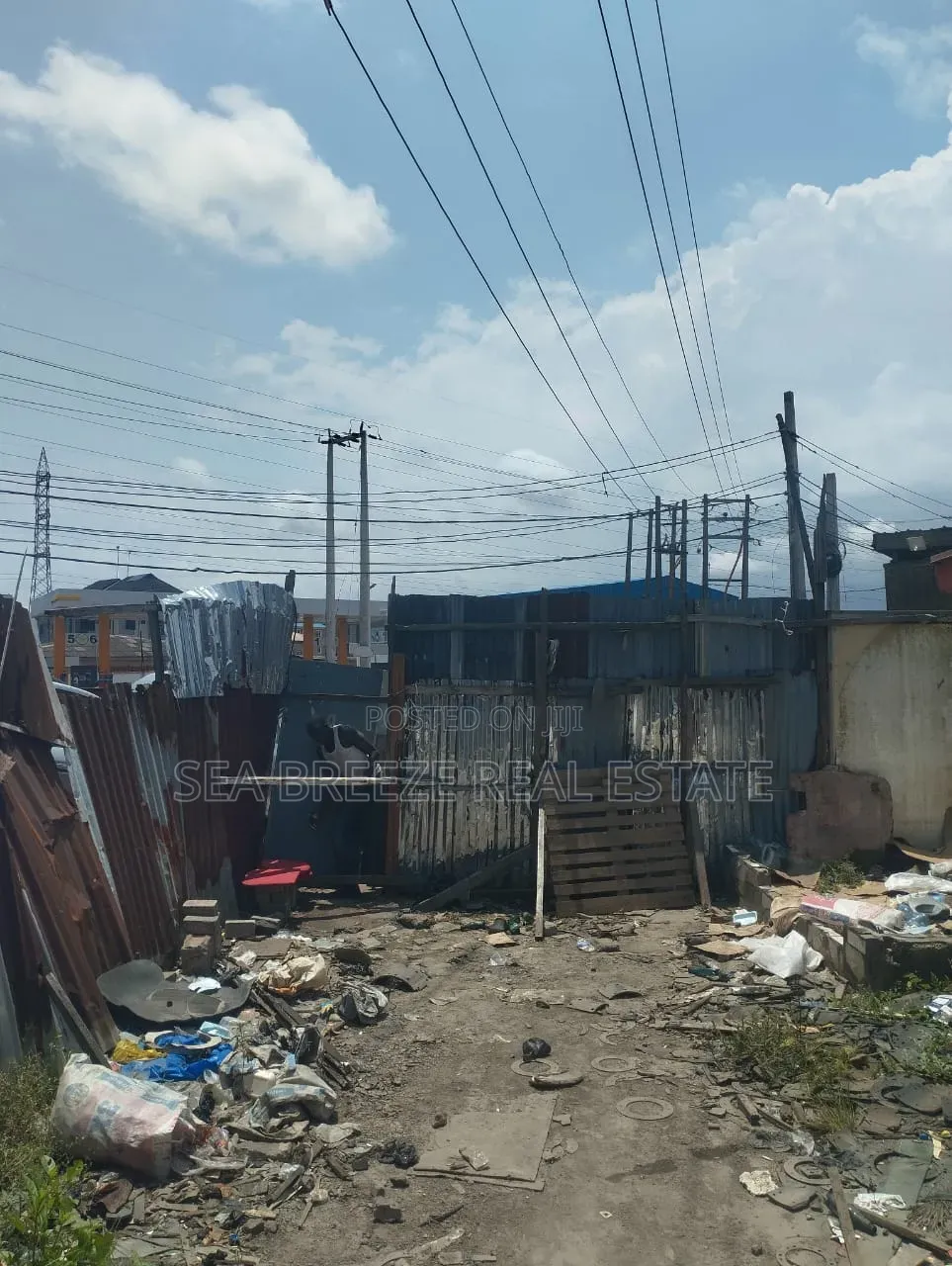 Very Strategic Plot of Land at Babs Animashaun Road, Surulere, Lagos. in Bode Thomas