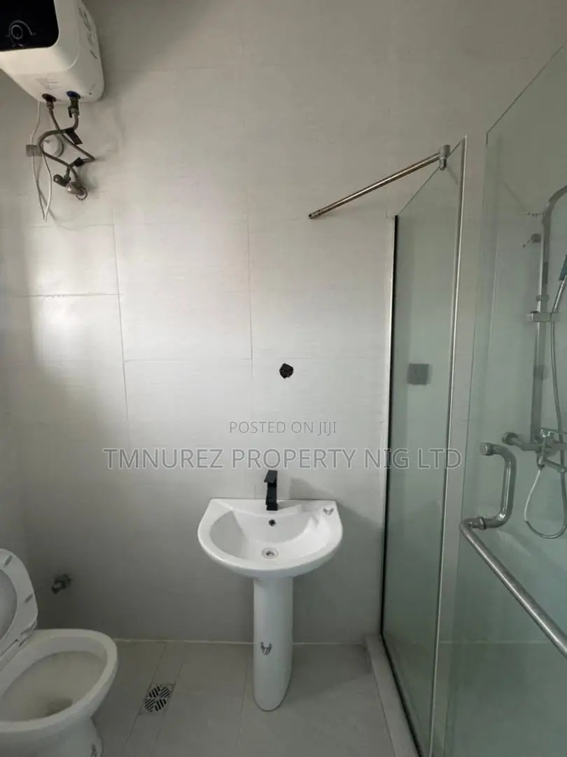 3bdrm Apartment in Ikate for rent in Ikate