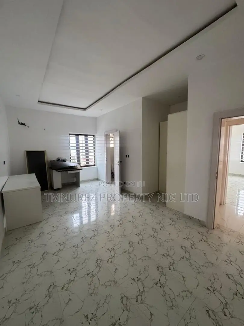 3bdrm Apartment in Ikate for rent in Ikate