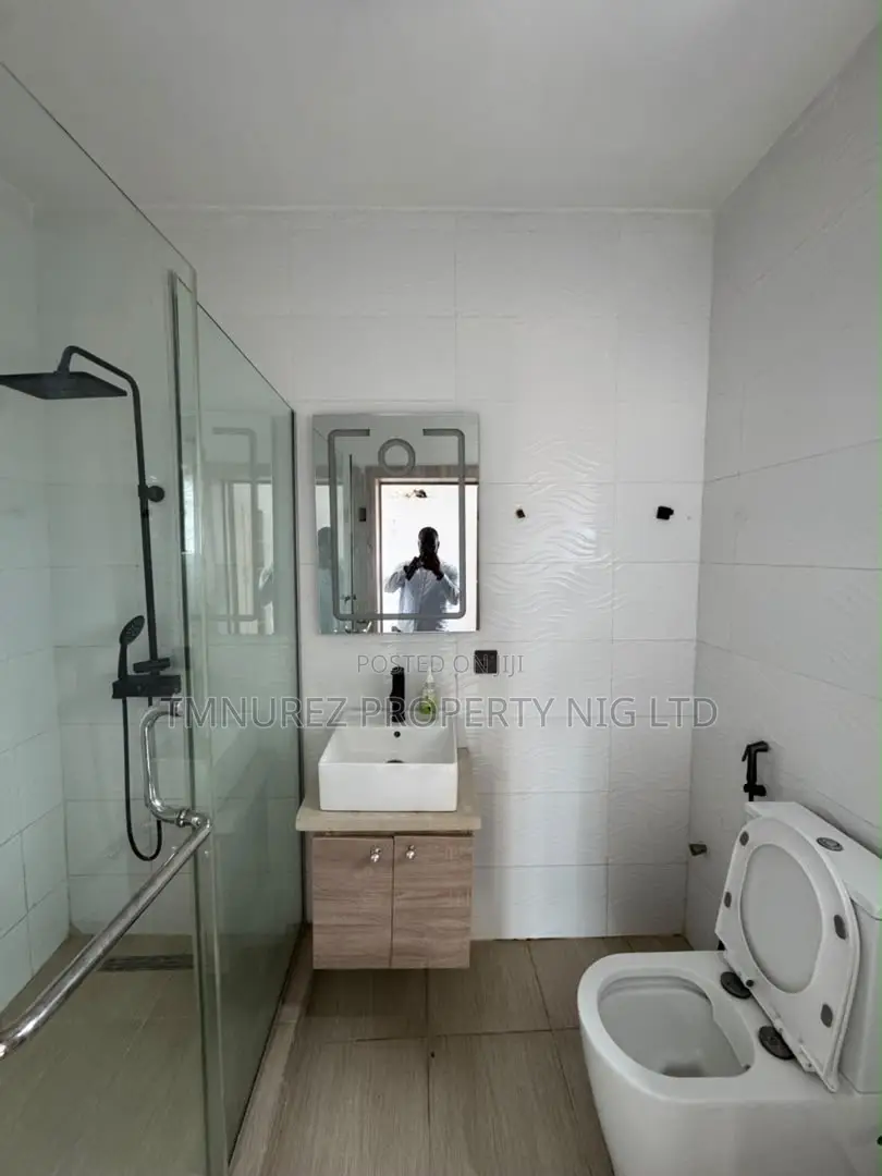 2bdrm Apartment in Ikate for rent in Ikate