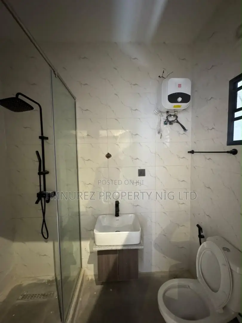 1bdrm Apartment in Ikate for rent in Ikate