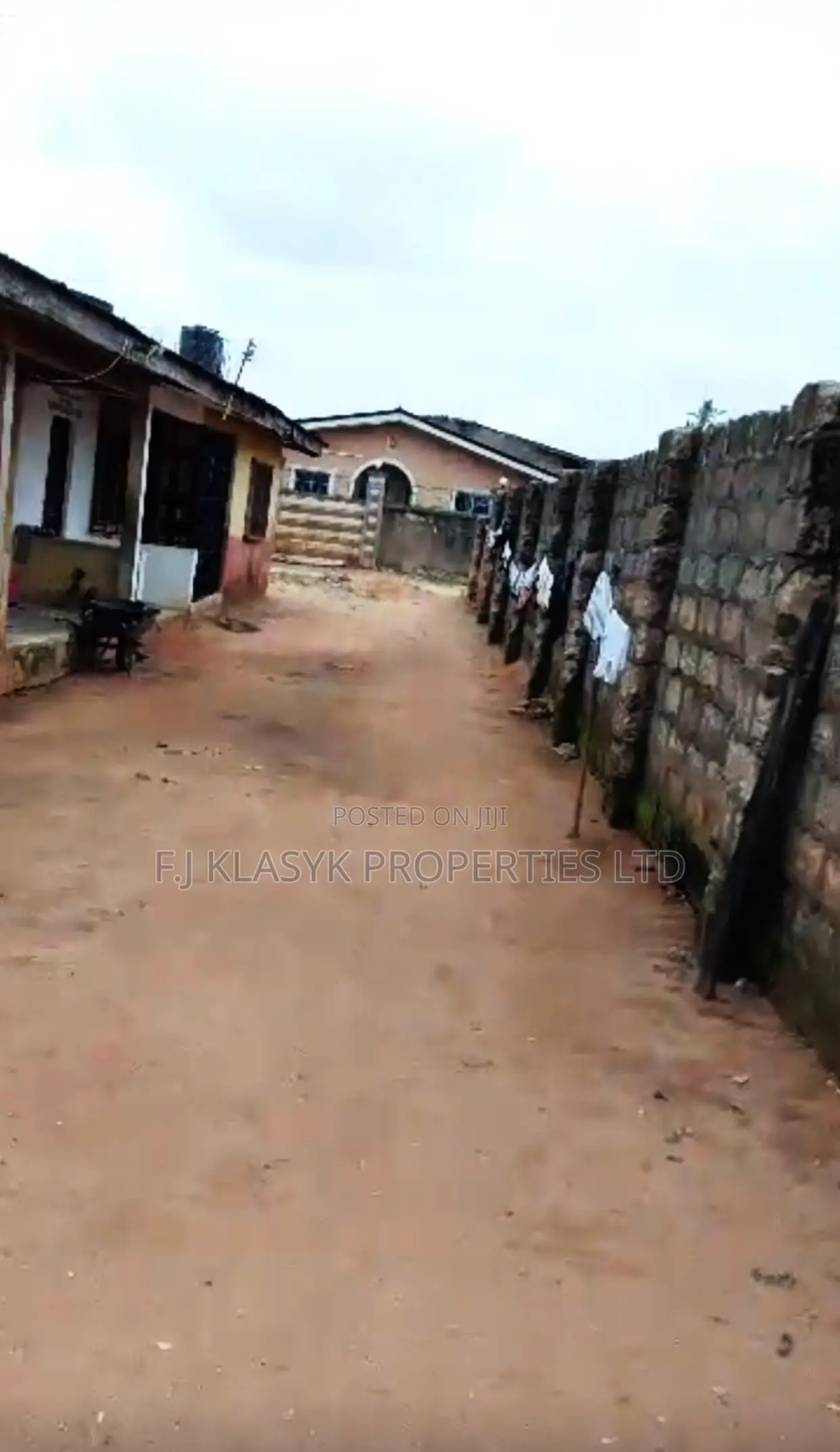 5bdrm Bungalow in Benin City for sale in Benin City