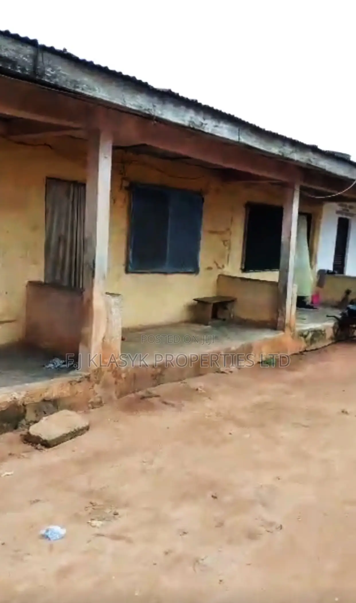 5bdrm Bungalow in Benin City for sale in Benin City