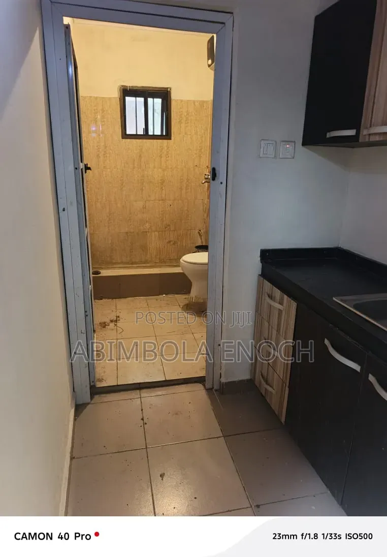1bdrm Apartment in Ligali Ayorinde for rent in Ligali Ayorinde