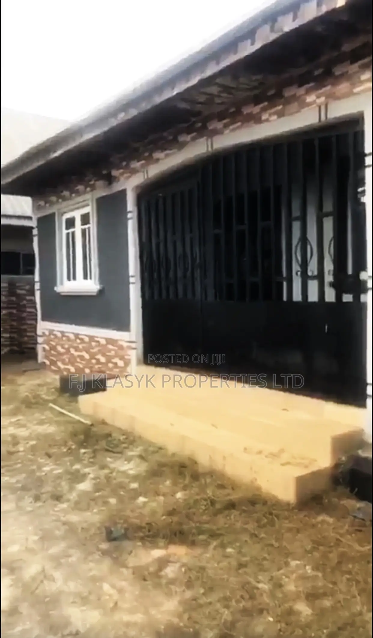 3bdrm Apartment in Benin City for sale in Benin City