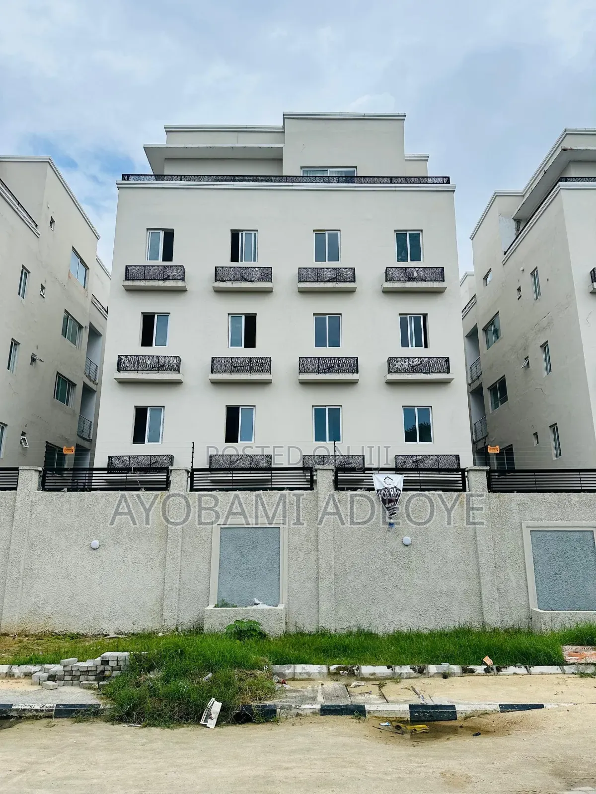 2bdrm Apartment in Ikate for sale in Ikate