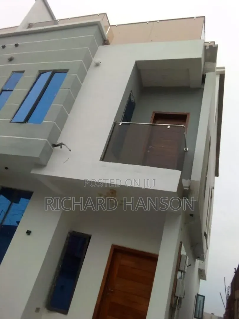 4bdrm Duplex in Sunview, Sangotedo for sale in Sangotedo