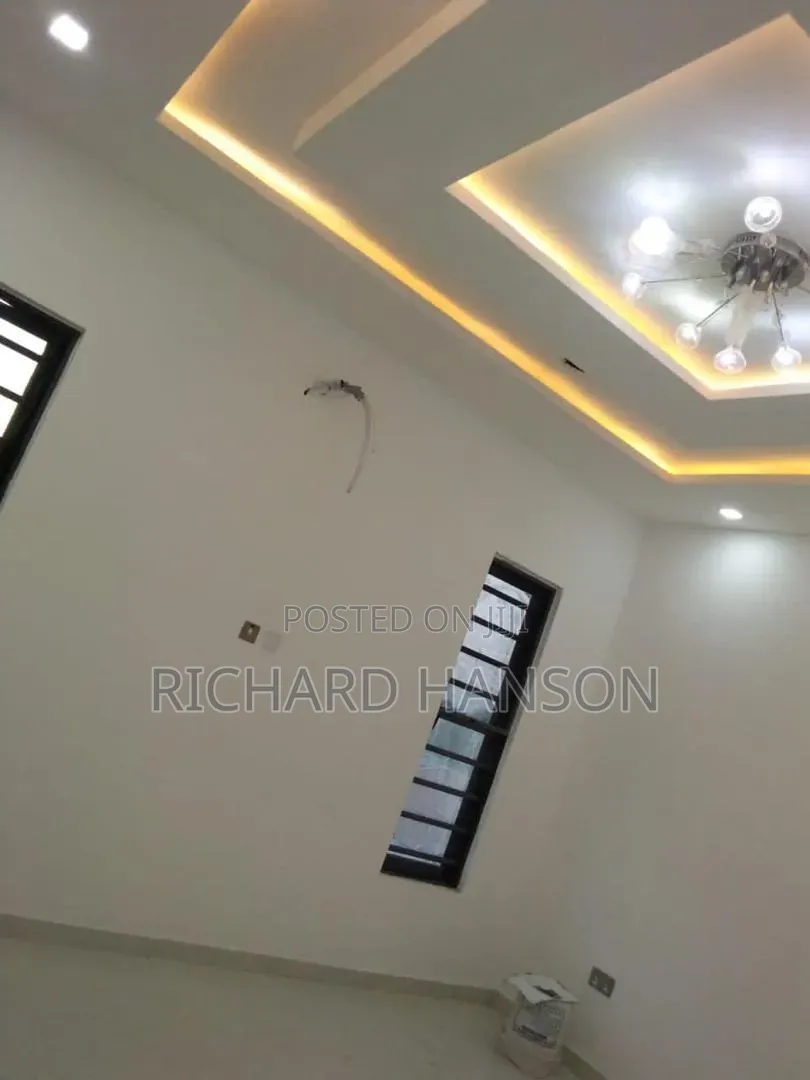 4bdrm Duplex in Sunview, Sangotedo for sale in Sangotedo