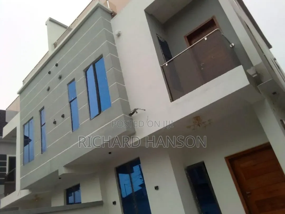 4bdrm Duplex in Sunview, Sangotedo for sale in Sangotedo