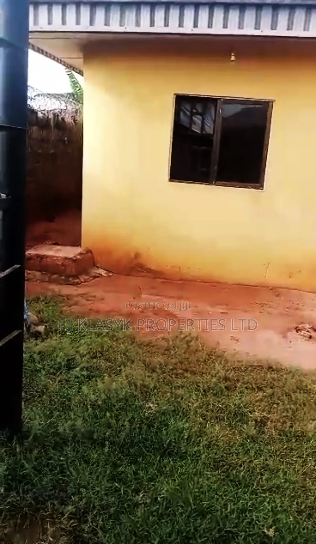 6bdrm Block of Flats in Benin City for sale in Benin City