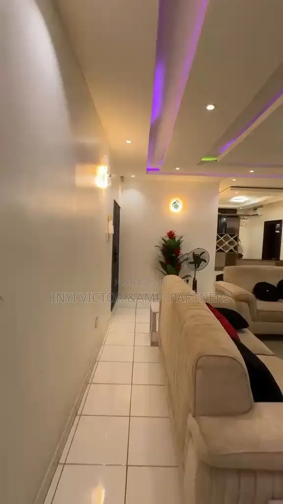 3bdrm Apartment in Wuye for sale in Wuye