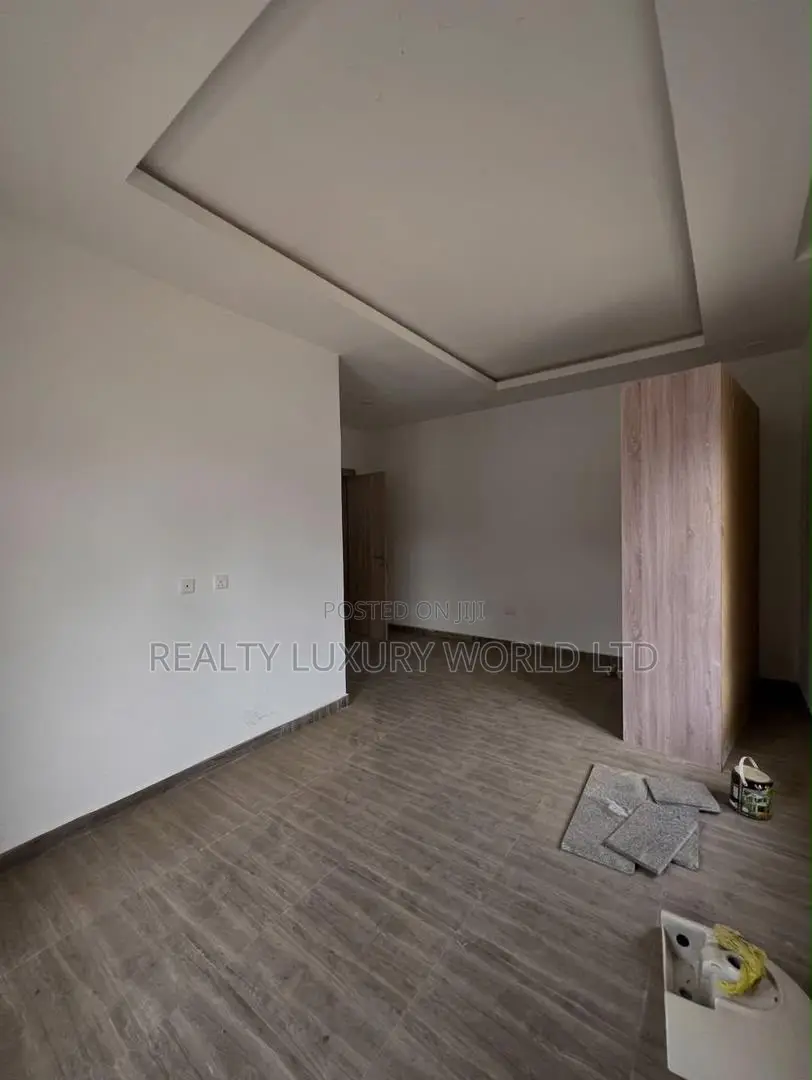 6bdrm Duplex in Guzape District for sale in Guzape District