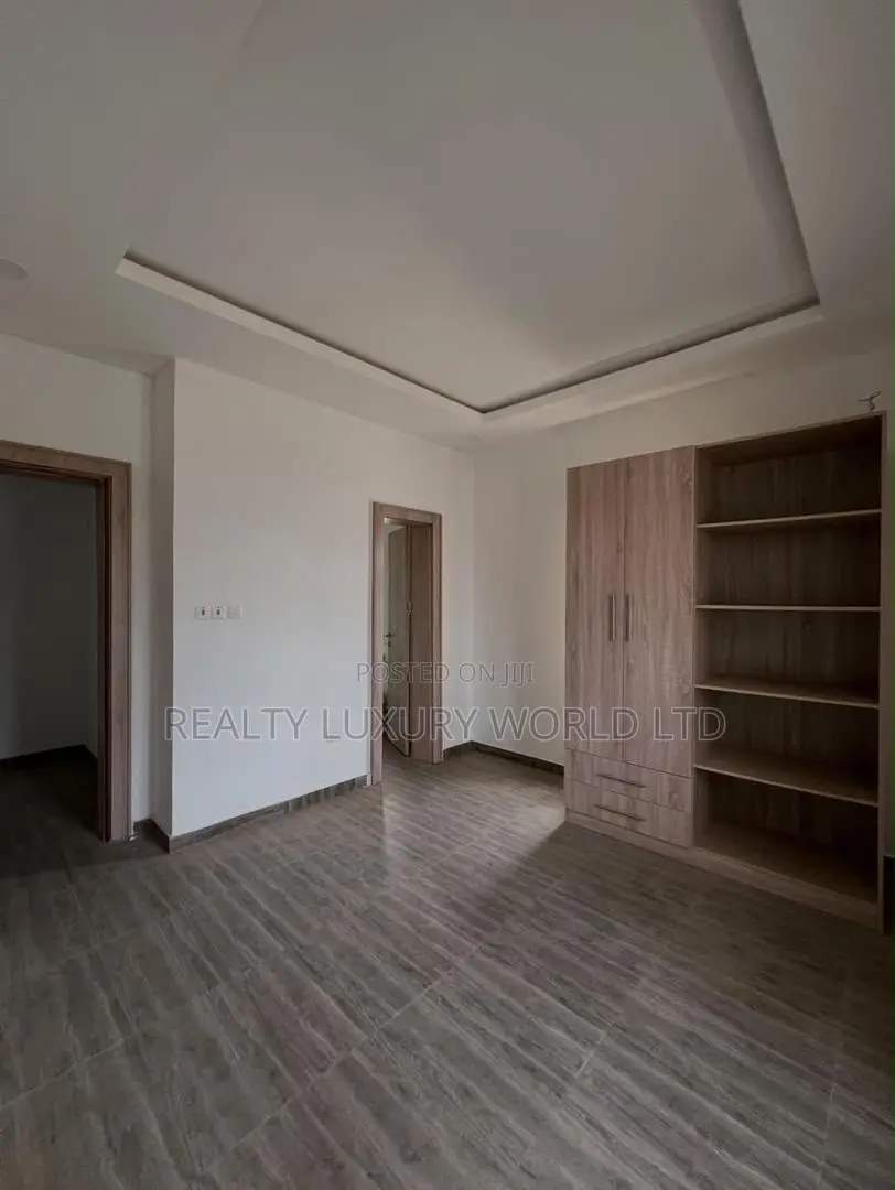 6bdrm Duplex in Guzape District for sale in Guzape District