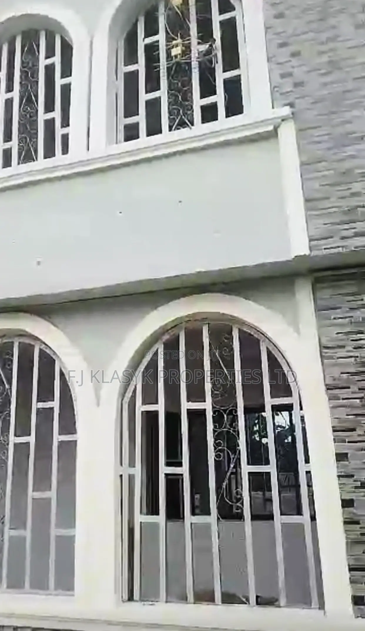 3bdrm Block of Flats in Benin City for sale in Benin City