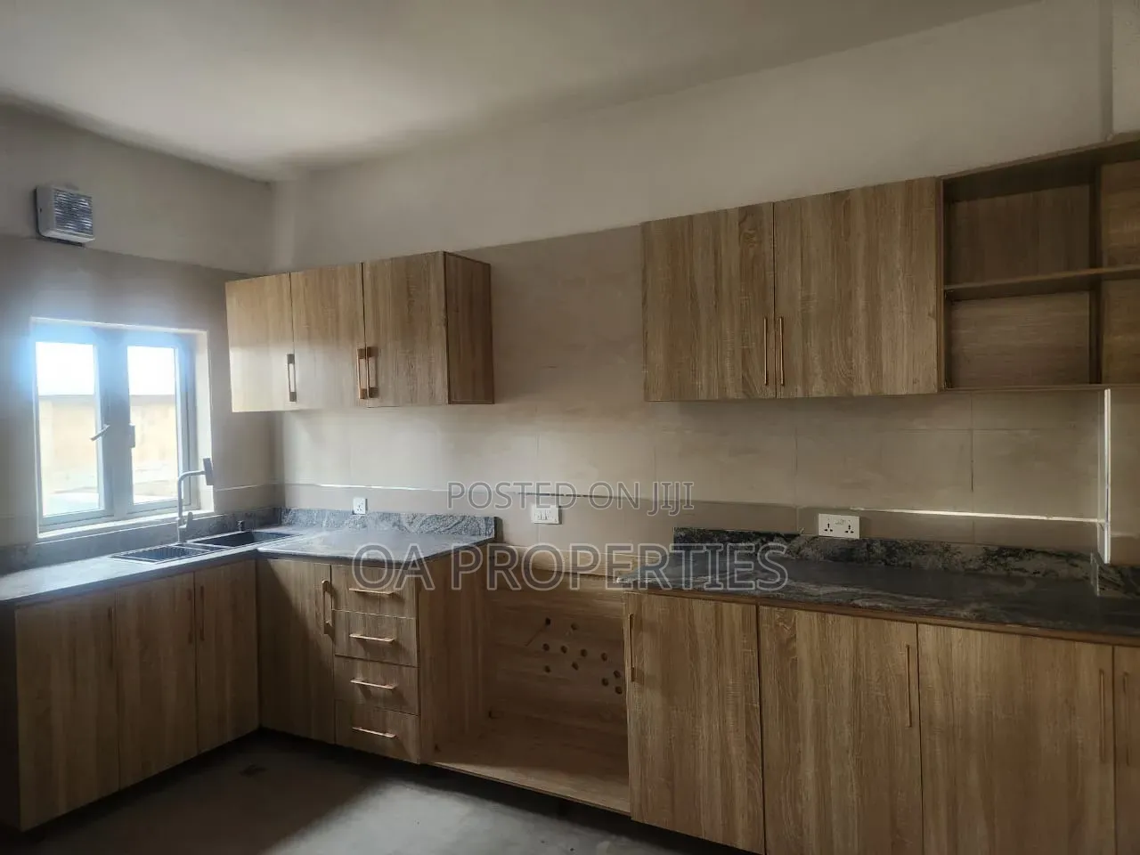3bdrm Duplex in Bodija for rent in Bodija